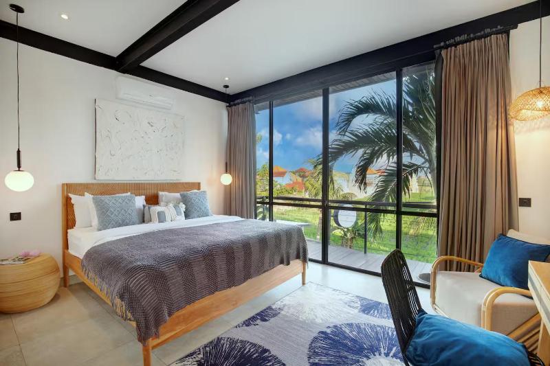 Digital Nomads! Couples! Modern Explorers! A Fresh LuxXe Hideaway in Prime Canggu for 10 - image 4