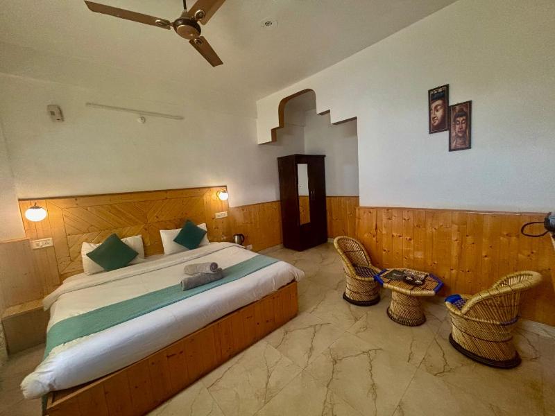 5Bedrooms Panorama Heights Kasauli - image 44