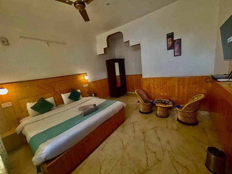 5Bedrooms Panorama Heights Kasauli - image 24