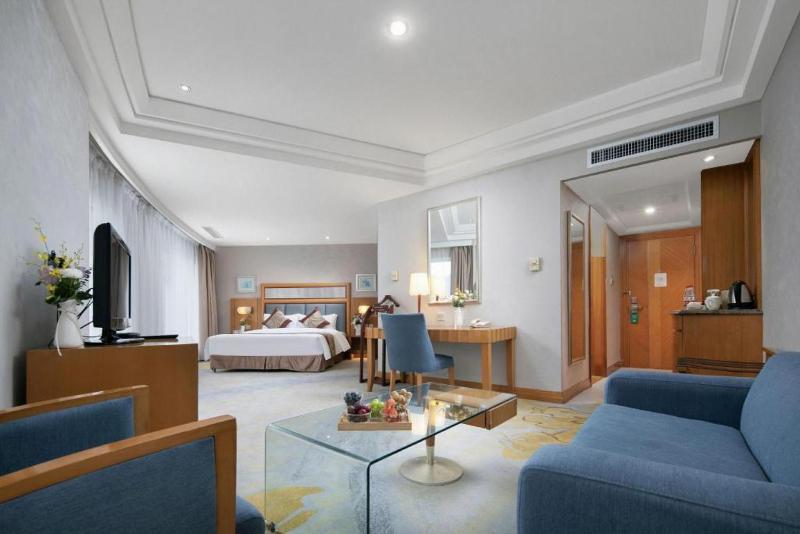 Wuhan Premier Mayflowers Hotel - image 28