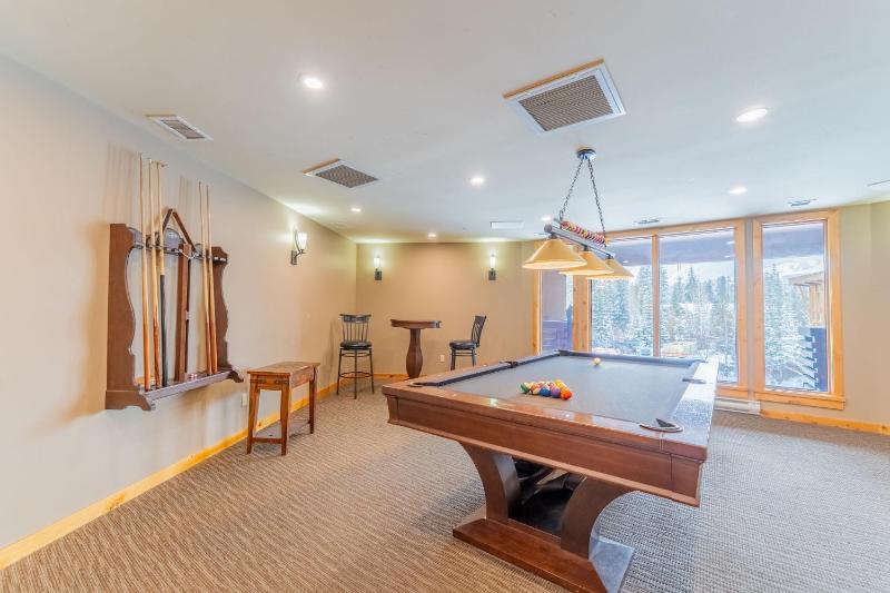 Spring Creek Condo by Canadian Rockies Vacation Rentals - image 16