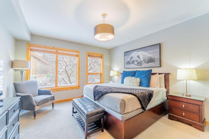 Spring Creek Condo by Canadian Rockies Vacation Rentals - image 19
