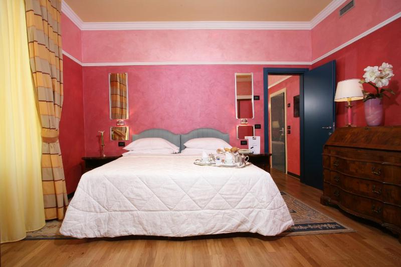 Superior Double or Twin Room image 2
