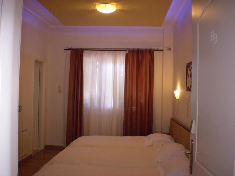 Quadruple Room image 3