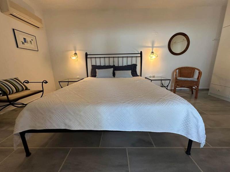 Villa Drionisi in Tzanes Paros · 6 Guests - image 22