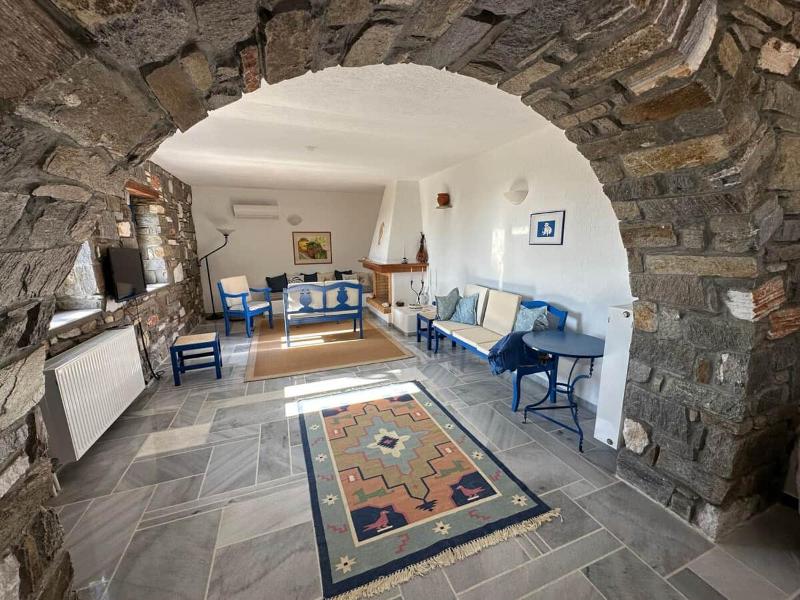 Villa Drionisi in Tzanes Paros · 6 Guests - image 10