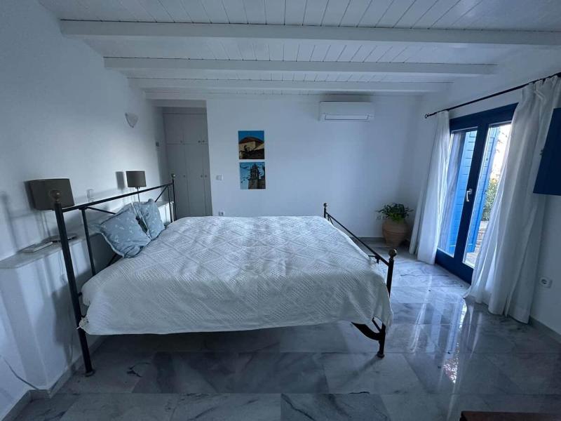Villa Drionisi in Tzanes Paros · 6 Guests - image 21