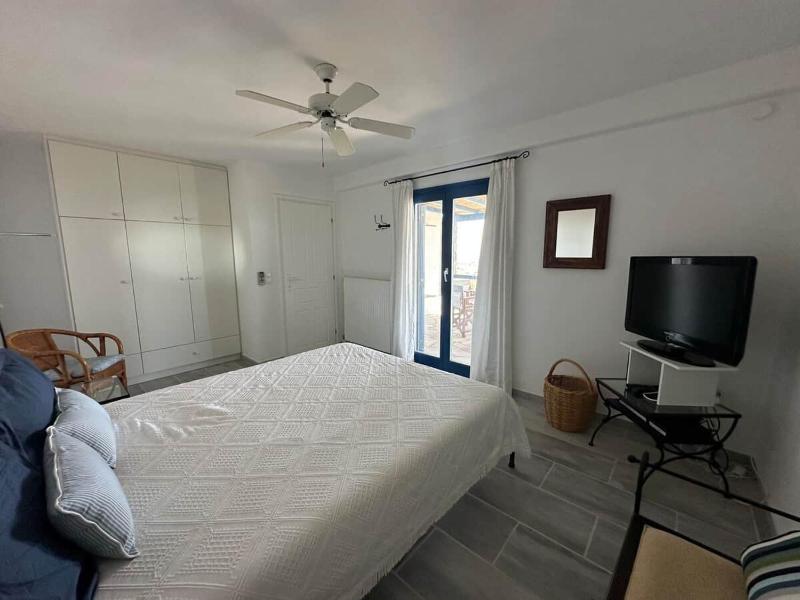 Villa Drionisi in Tzanes Paros · 6 Guests - image 19