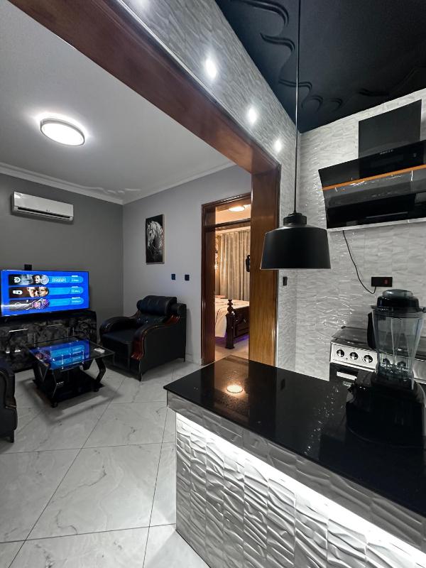 Nalwadda Hotel and Apartments - image 9