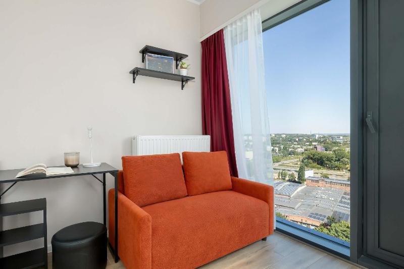 Funkcjonalne Studio z Klimatyzacją i Miejscem do Pracy by Noclegi Renters - image 22