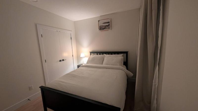 Sweet Home Escape 2BR guest suite - image 31