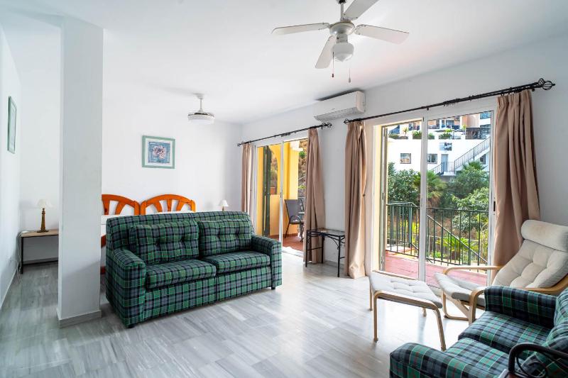 Las Flores de Burriana 5 by Casasol - Family House with Pool - image 32