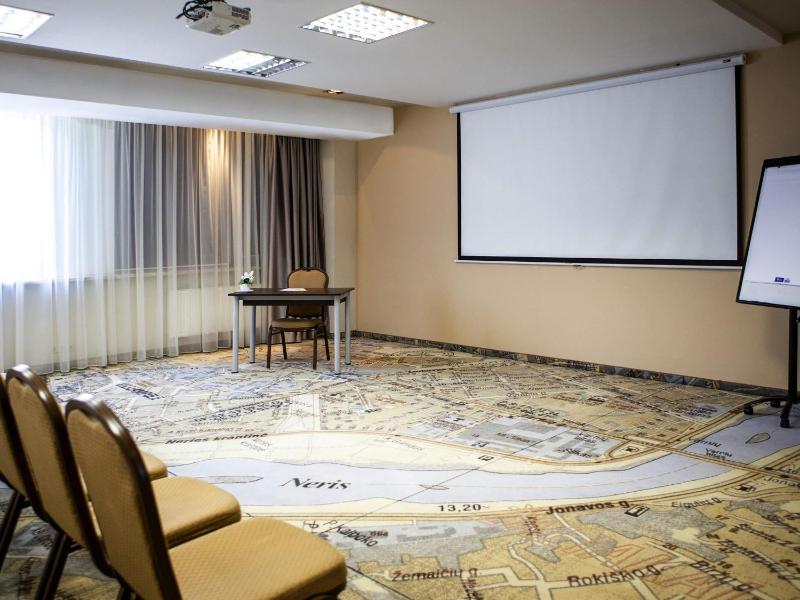 Ibis Styles Kaunas Centre - image 43