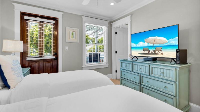 The Zesty Lime by Last Key Realty - image 41