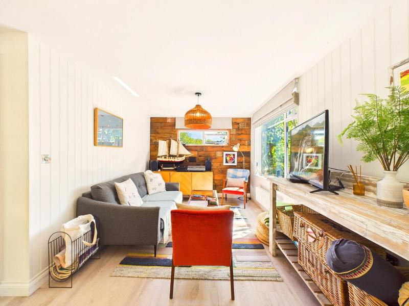 NEW Bossava Chalet - Cosy Retreat by Signature Stays - 2 Bedroom - image 12