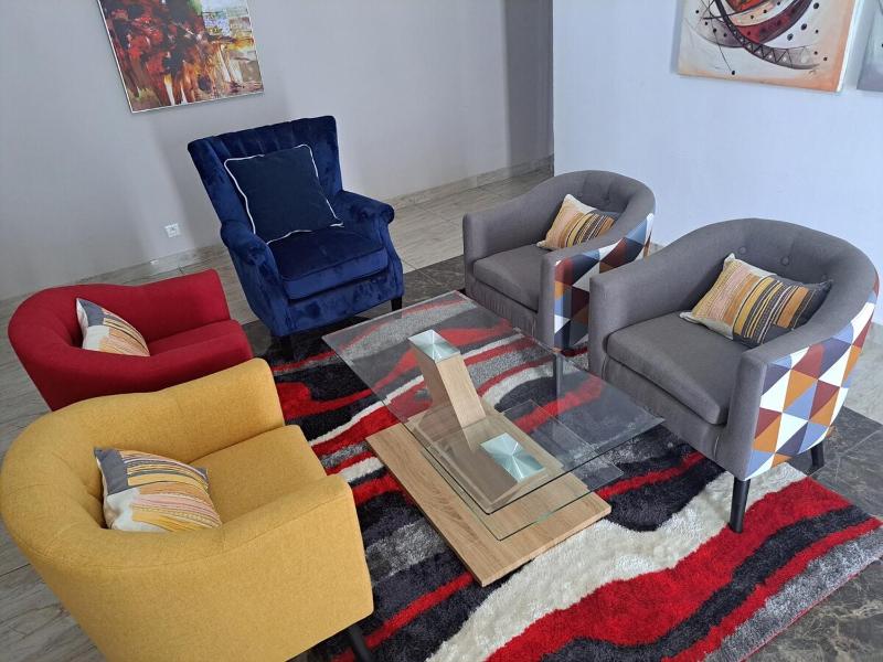 Villa Elizabeth Modern duplex in Akanda - image 8