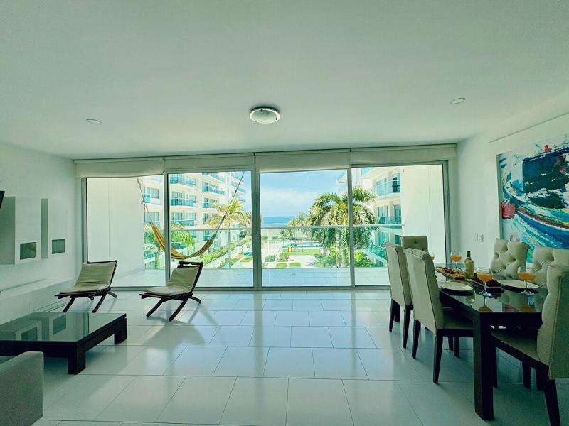 Experiencia Frente al Mar con Piscina y Playa en MORROS 922 - image 11