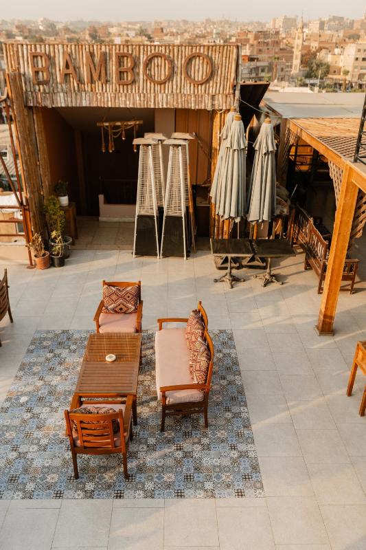 Jimmy Pyramids Hotel - image 7
