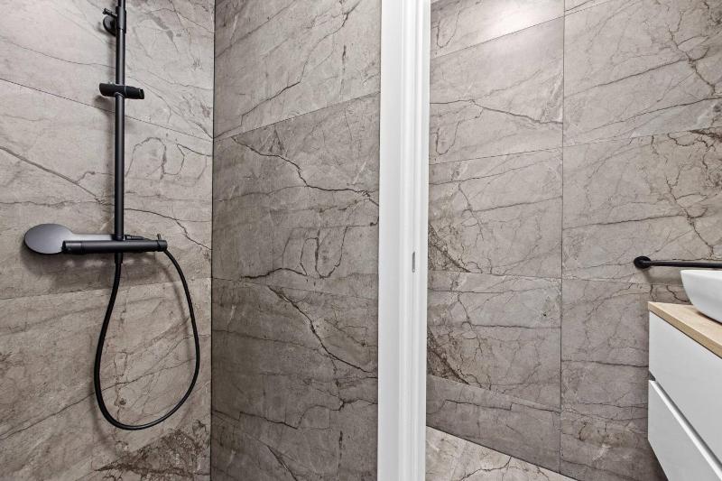Villa Osea 40 m2 pool sauna 4 en-suite bedrooms - image 16