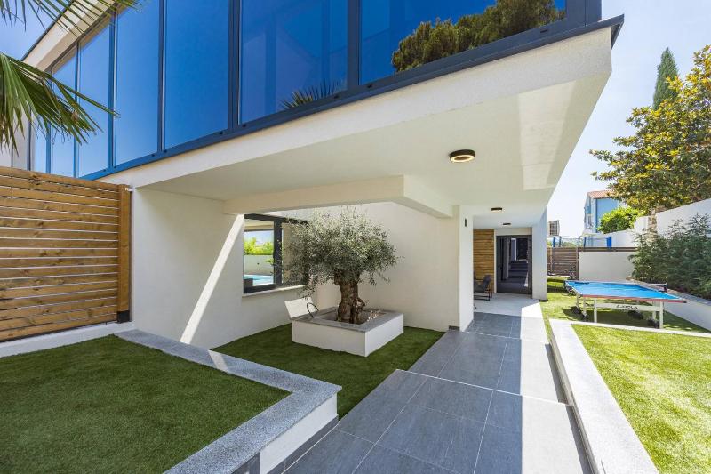 Villa Osea 40 m2 pool sauna 4 en-suite bedrooms - image 8