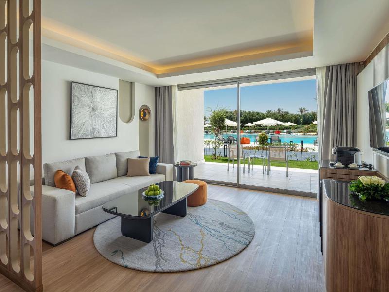 Rixos Premium Magawish Bay View - image 39