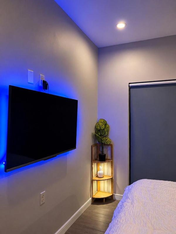 Luxurious 1-Bedroom Condo in Port of Spain - image 11