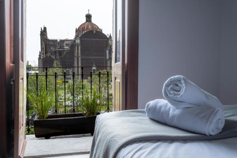 Straw Hat Hostel & RoofTop Bar CDMX - image 12