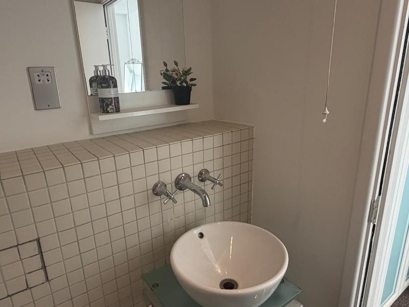 Brighton 2 Bed - Sleeps 6 - Monthly Stays - image 18