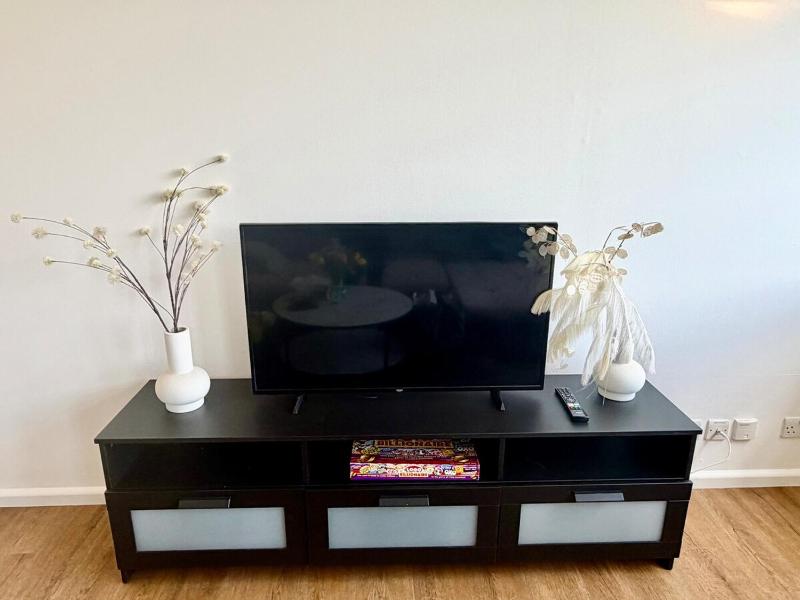 Brighton 2 Bed - Sleeps 6 - Monthly Stays - image 5