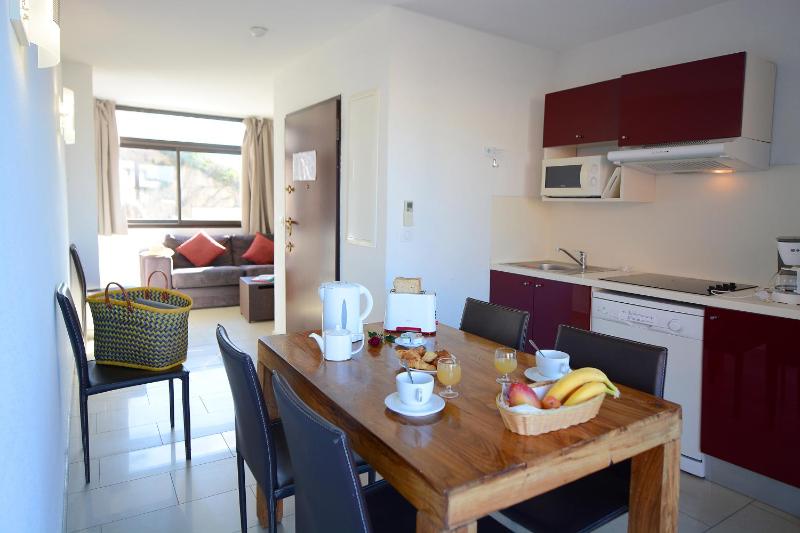 Two-Bedroom Apartment image 4