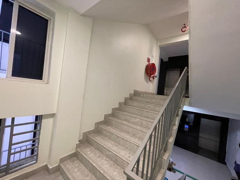 Modern Luxury Apartment Near Beach Malls &Cafés - image 9