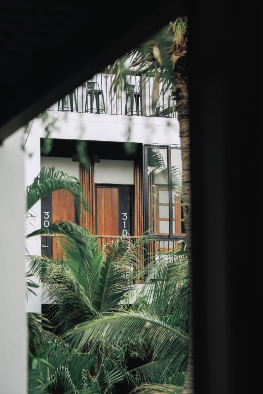The Laneway Hostel - image 46
