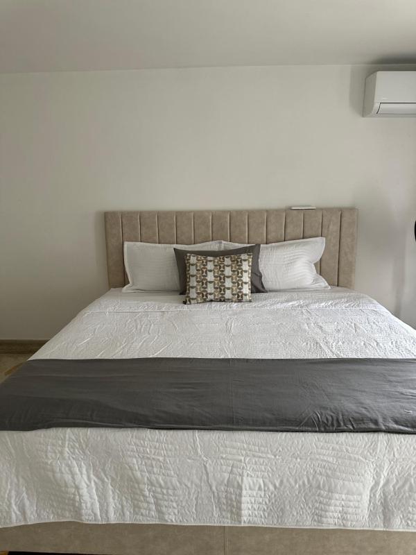 Emerald house - image 10