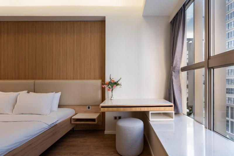 Premium The Peak Midtown - image 16