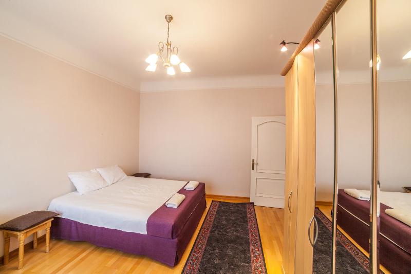 Heart of Old-Town Apartments - image 14
