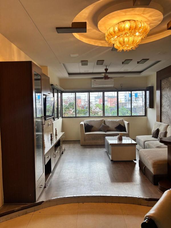 Luxe Three Bedroom Apartment Full flat - image 4