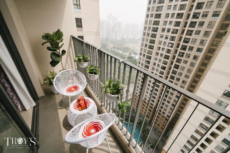 Max Living - Vinhomes D'Capitale - Luxury Residences Hanoi Center - image 12