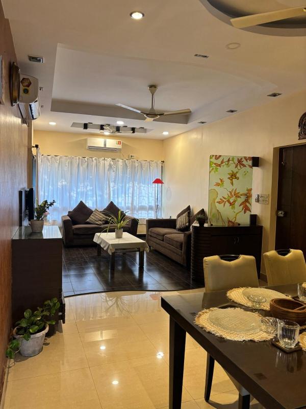 New Alipore 9 Rooms Apartment - image 1
