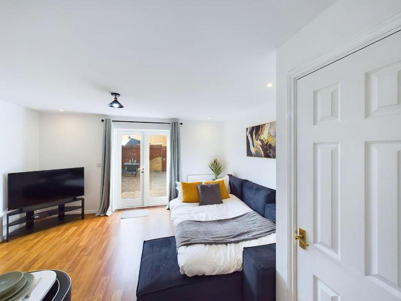 Sotherby Walk by Signature Stays - Townhouse - Parking - Modern - image 38