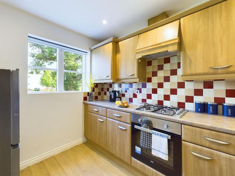 Sotherby Walk by Signature Stays - Townhouse - Parking - Modern - image 43