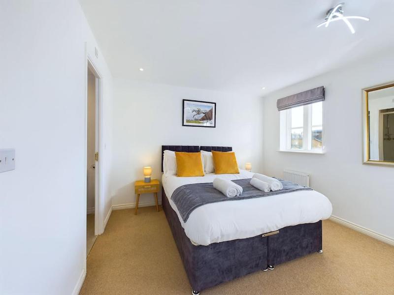Sotherby Walk by Signature Stays - Townhouse - Parking - Modern - image 46