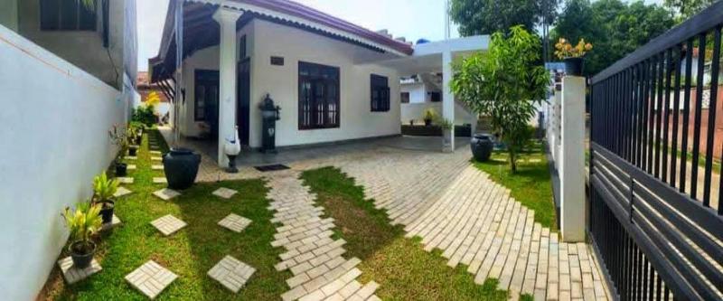 Divon Villa Hikkaduwa - image 16