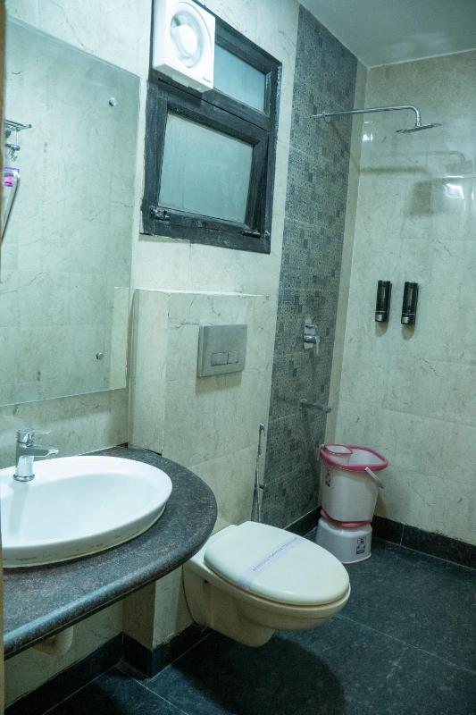 Hotel Ornate Luxury 500 MTR Taj Mahal Parking - image 13