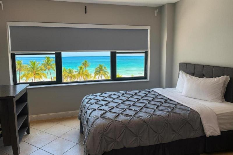 Fun by Sun Rentals direct beach access and full kitchen - image 23