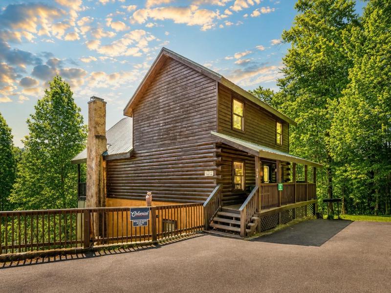 Smoky Mountain Getaway Leave the World Behind - image 43