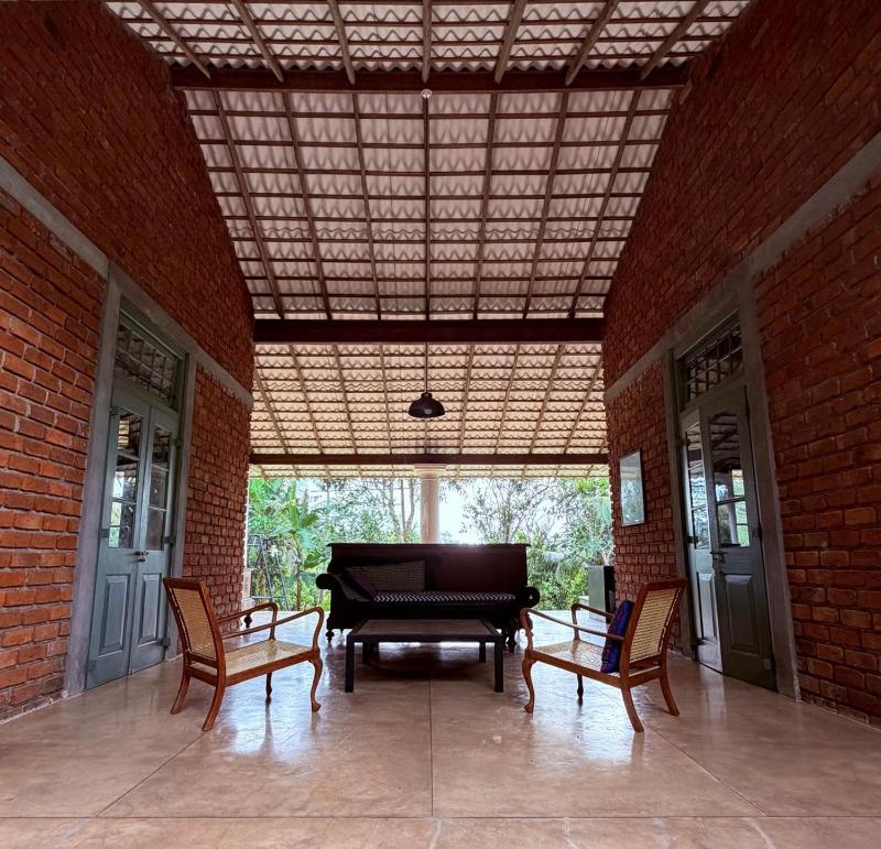 Miralin Estate Bungalow - image 1