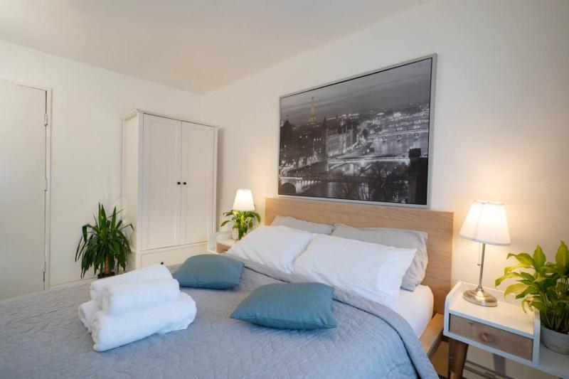 4 bedrooms 2 Baths Property & Contractor stays - image 26