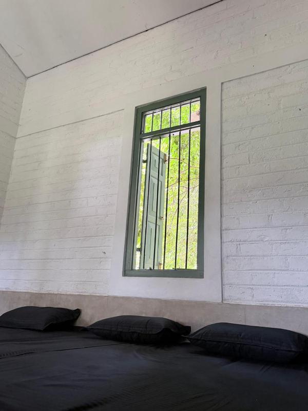 Miralin Estate Bungalow - image 11