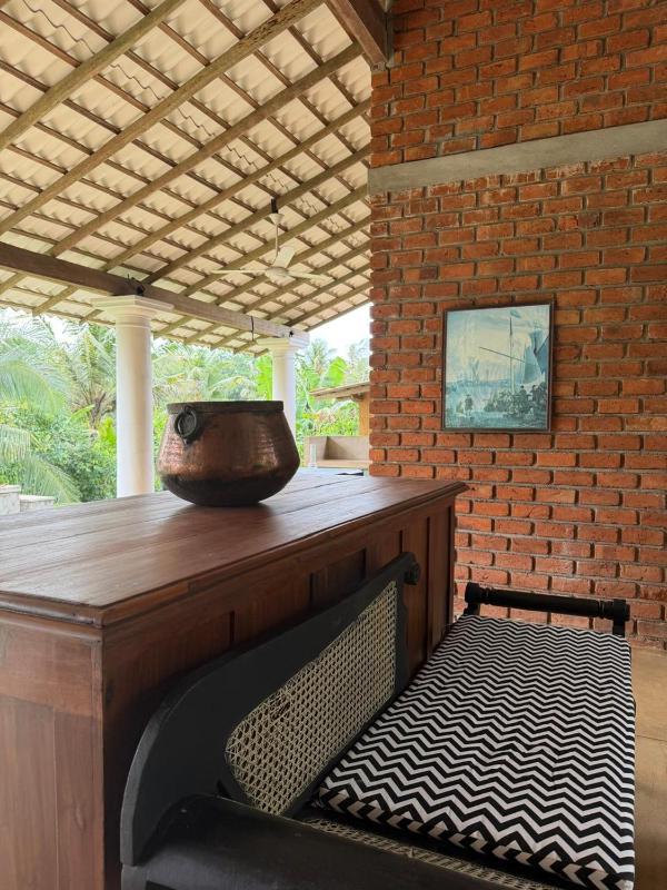 Miralin Estate Bungalow - image 10