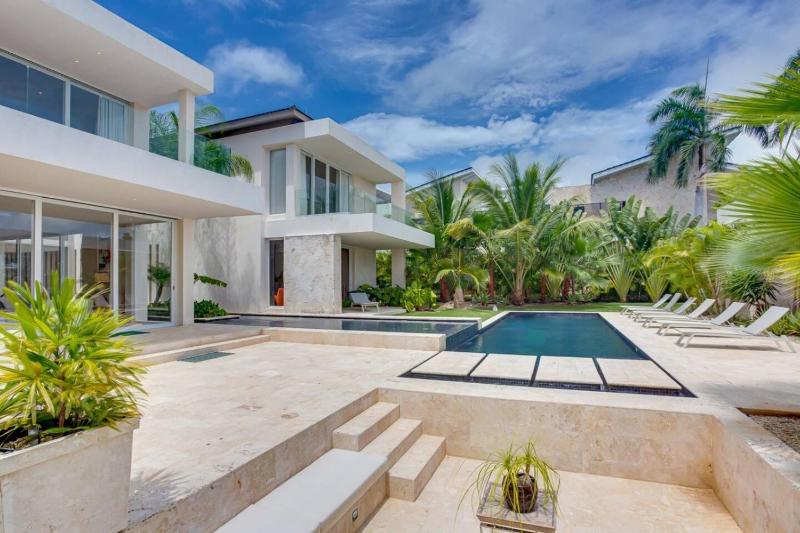 Luxury 8BR Villa Hacienda Punta Cana - image 19